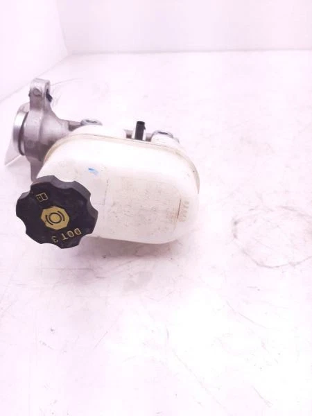 Cilindro maestro de freno 5,3 L para Chevrolet Tahoe 2019 20925765 Foto 3 de 4