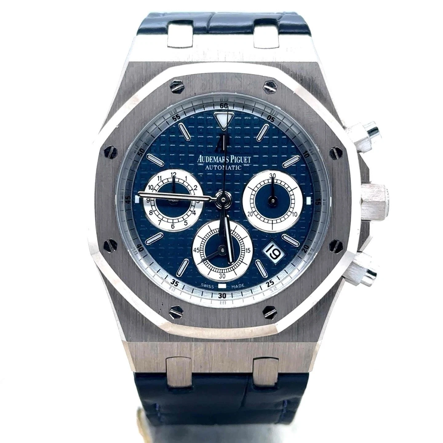 Audemars Piguet — Audemars Piguet Royal Oak Automatic 39mm 18k White Gold 26022BC.OO.D028CR.01