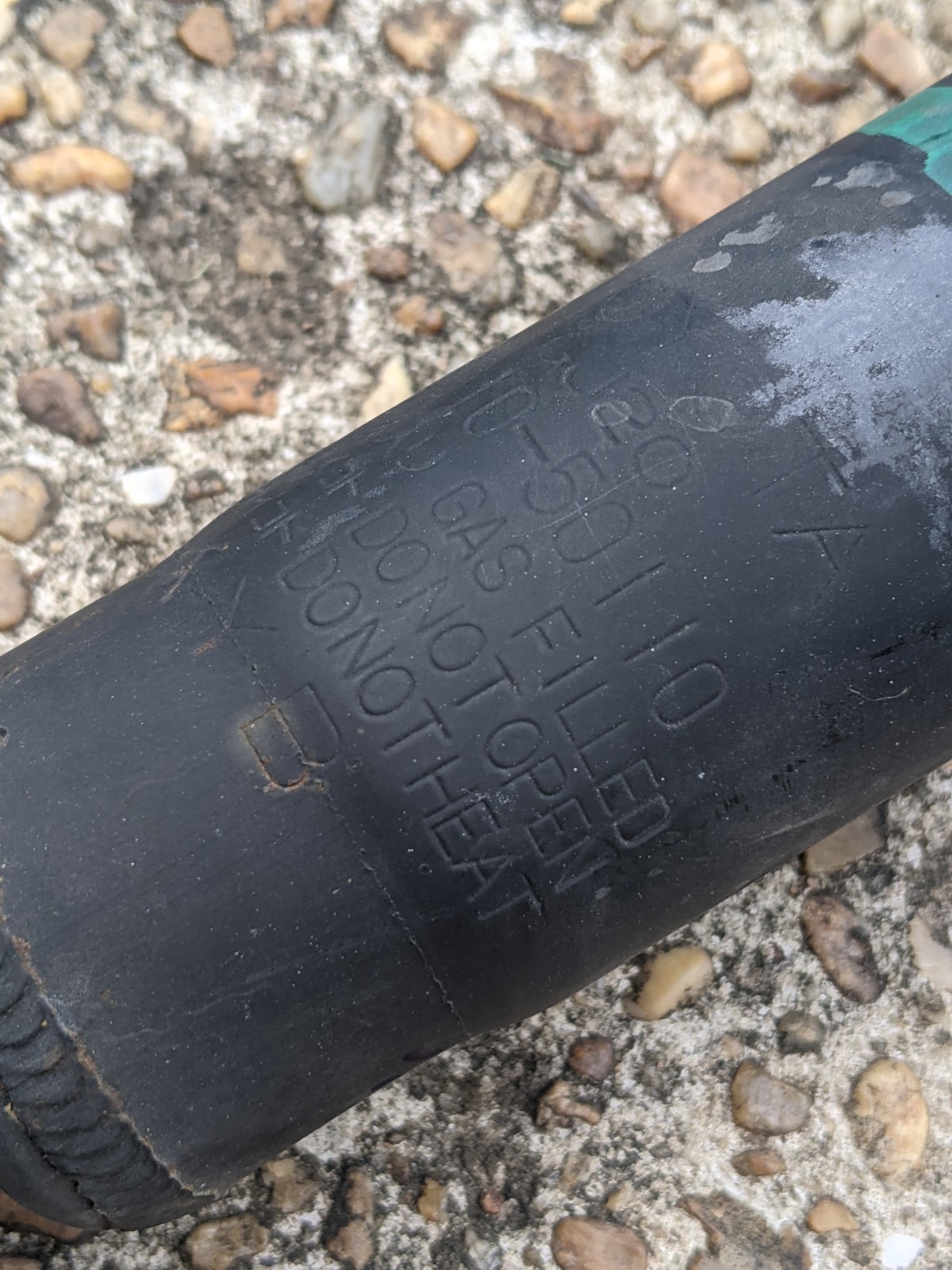 01-03 Lexus LS430  Front Right or Left Air Shock Strut 48010-50120