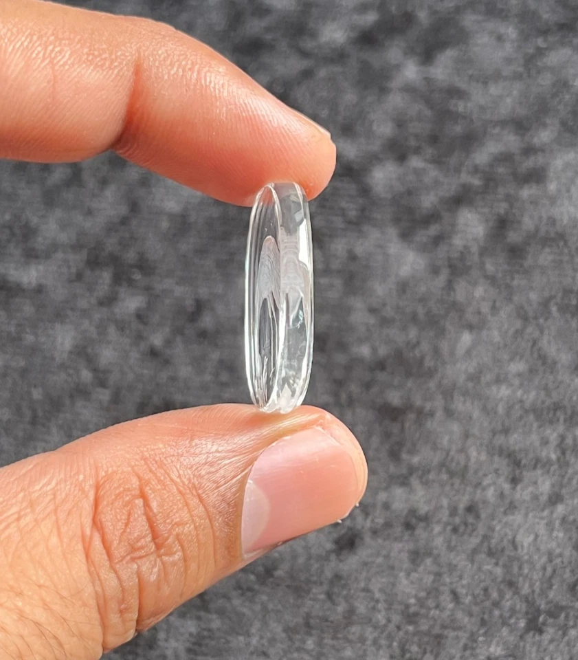 Cristal de roca natural tallado a mano intaglio para hacer joyas Foto 4 de 4