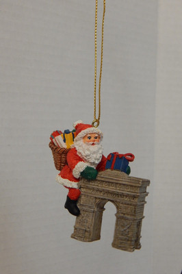 Unbranded ~ Santa / Arc de Triomphe Christmas Ornament *  Chip See Close Up