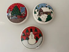 Set Of 3 Vintage 1983 Ceramic Christmas Refrigerator Magnets Lillian Vernon EUC