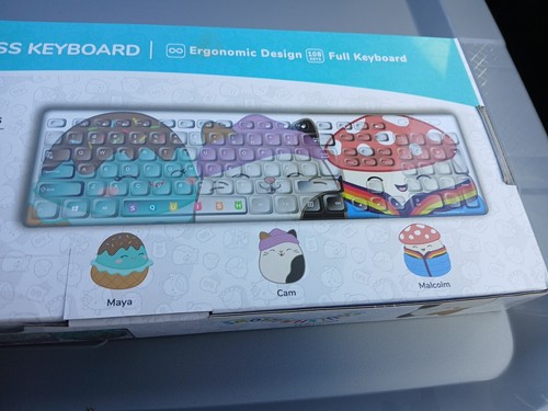 Sqishmallows Wireless Full Keyboard W Number Pad Jazwares Maya Cam Malcom - Picture 2 of 3
