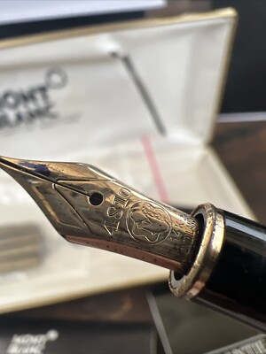 Meisterstuck Mont Blanc 14k Gold 4810 Black Fountain Pen with Case