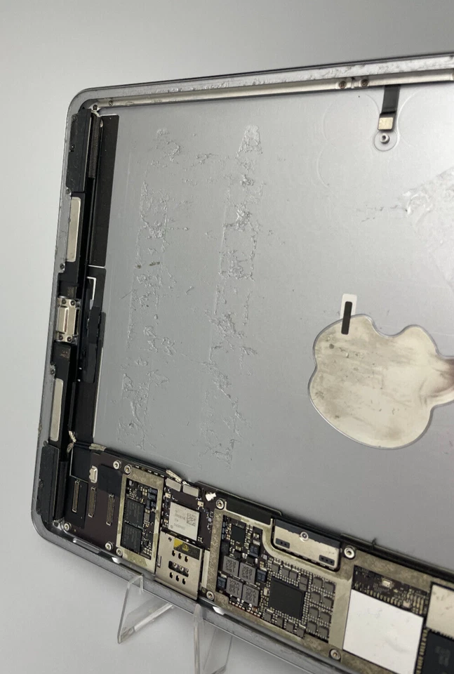 Apple iPad Pro 9.7 256GB Cellular Space Grey - Spares + Repairs Ref1458 - Image 2 of 4