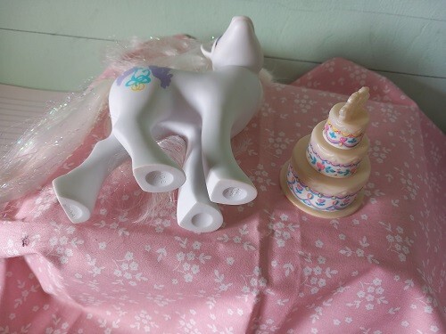 my little pony 1989 sposa con torta nuziale - Foto 2 di 2