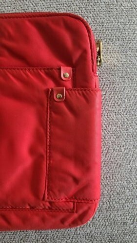 MARC JACOBS Red Laptop Sleeve Fits up to 14 inches USED Small Blemish SEE PHOTOS - Picture 5 of 10
