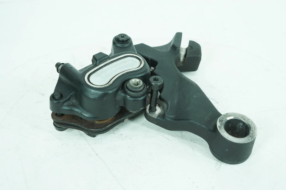 2011 Harley Dyna FXDC Super Glide Заказной Оригинальный Задний Тормозной Суппорт с Кронштейном - Изображение 3 из 4