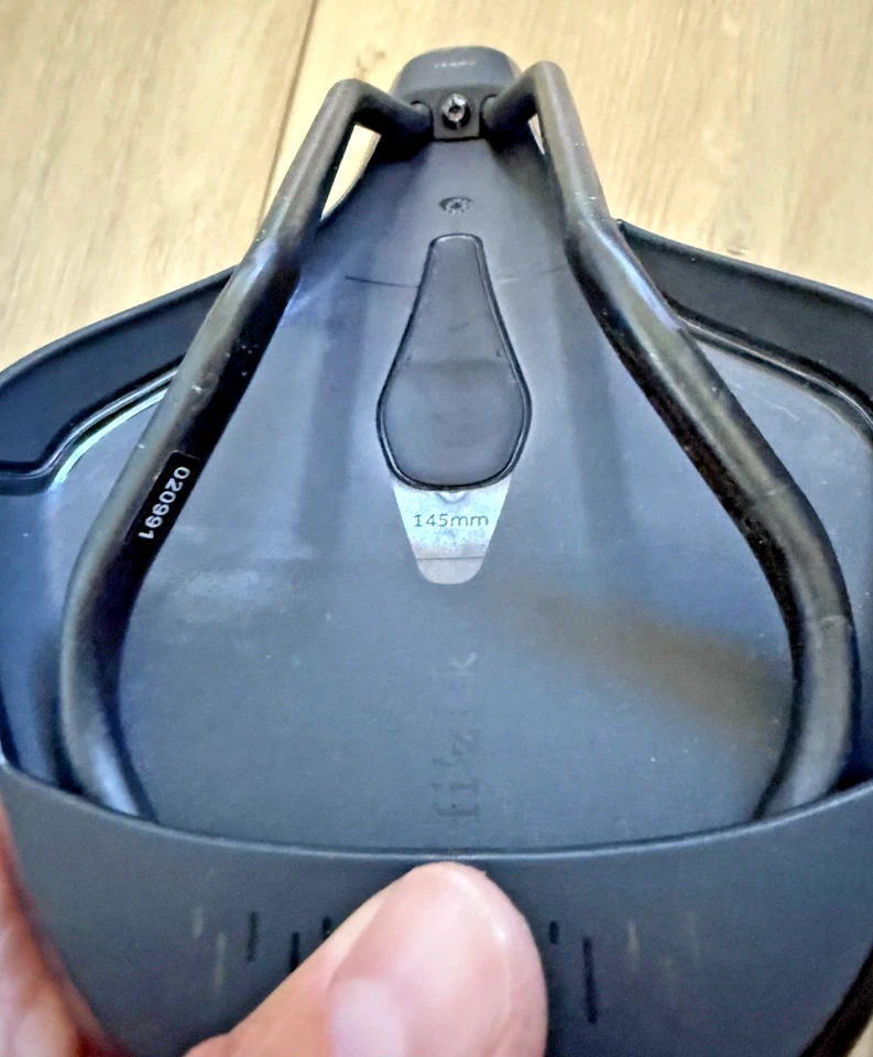 Sillín de riel de carbono Fizik Ridon X1 / R1 OEM - 145 mm - negro Foto 4 de 4