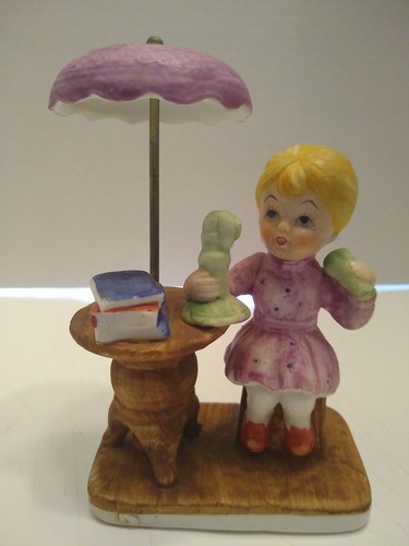 Vintage Ceramic Boy And Girl On Telephones With Umbrellas - Picture 3 of 11