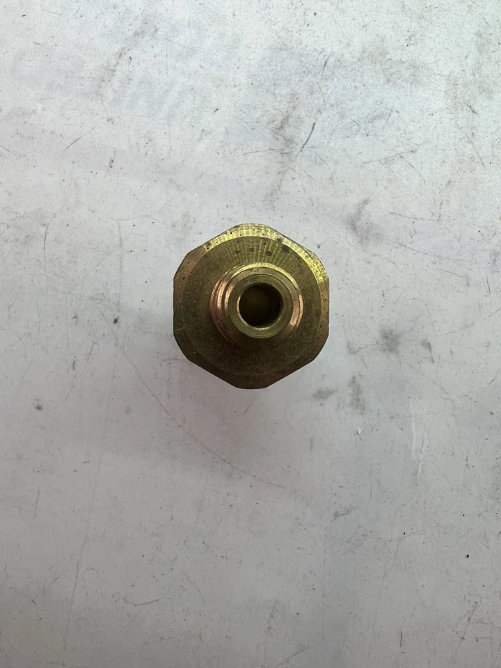 Engine Oil Pressure Switch D1821A 12562858 - Image 3 of 4