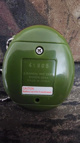 2004 TAMAGOTCHI CONNECTION V2 BANDAI GREEN CAMO CAMOUFLAGE VIRTUAL PET WORKING H - Picture 4 of 5