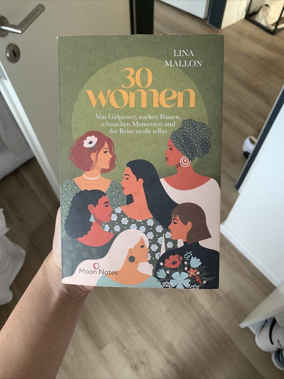 Thumbnail - 30 Women Von Lina Mallon (2022, Taschenbuch)