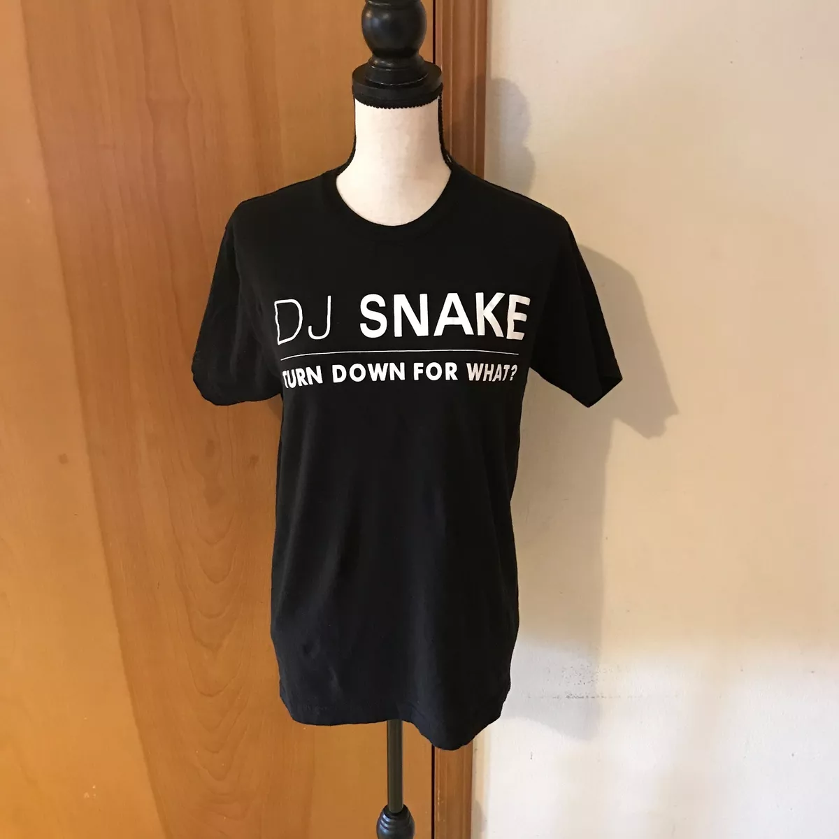 T shirt outlet dj snake