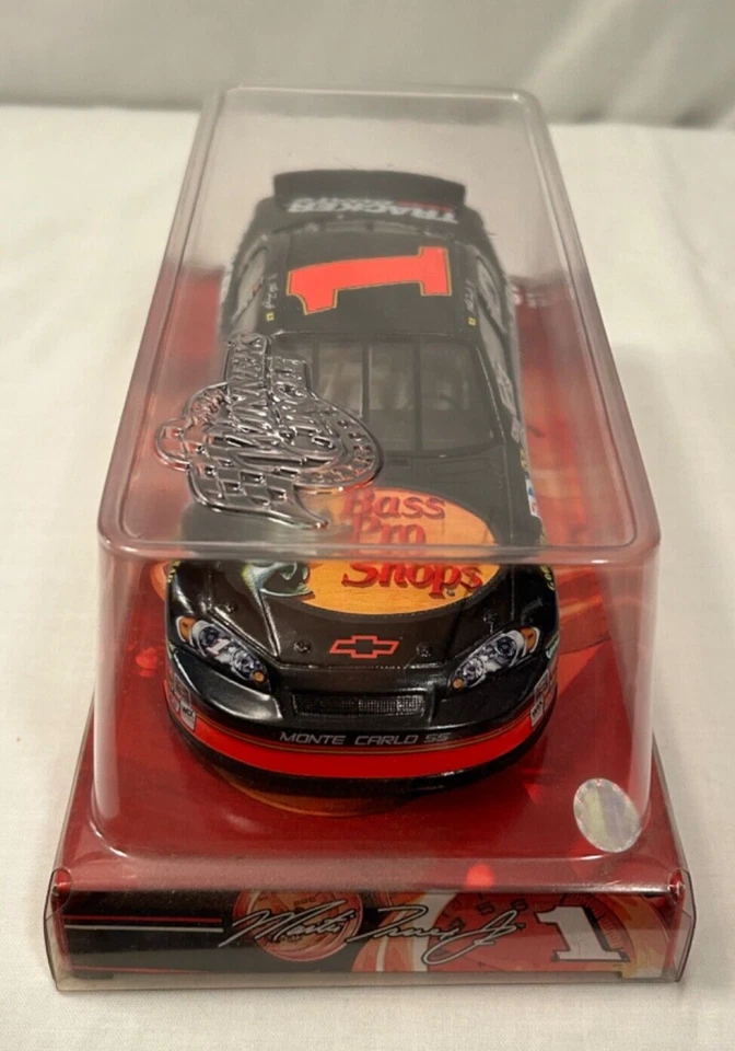 2007 Winners Circle Martin Truex Jr. Bass Pro Chevy 1/24 Diecast NASCAR - Image 2 of 4