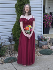 Prom Burgundy Off-the-Shoulder Tulle Sequin Bodice Floor-Length Dress Juniors 2