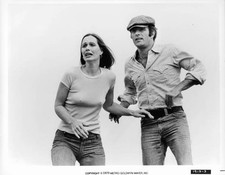 Sally Kellerman James Caan look with amazement at the wreck of a m- Old Photo