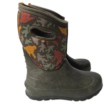 Bogs Boots Boys Youth 5 Sasquatch Bigfoot Yeti Camo Rain Snow Boots Pull On SEE