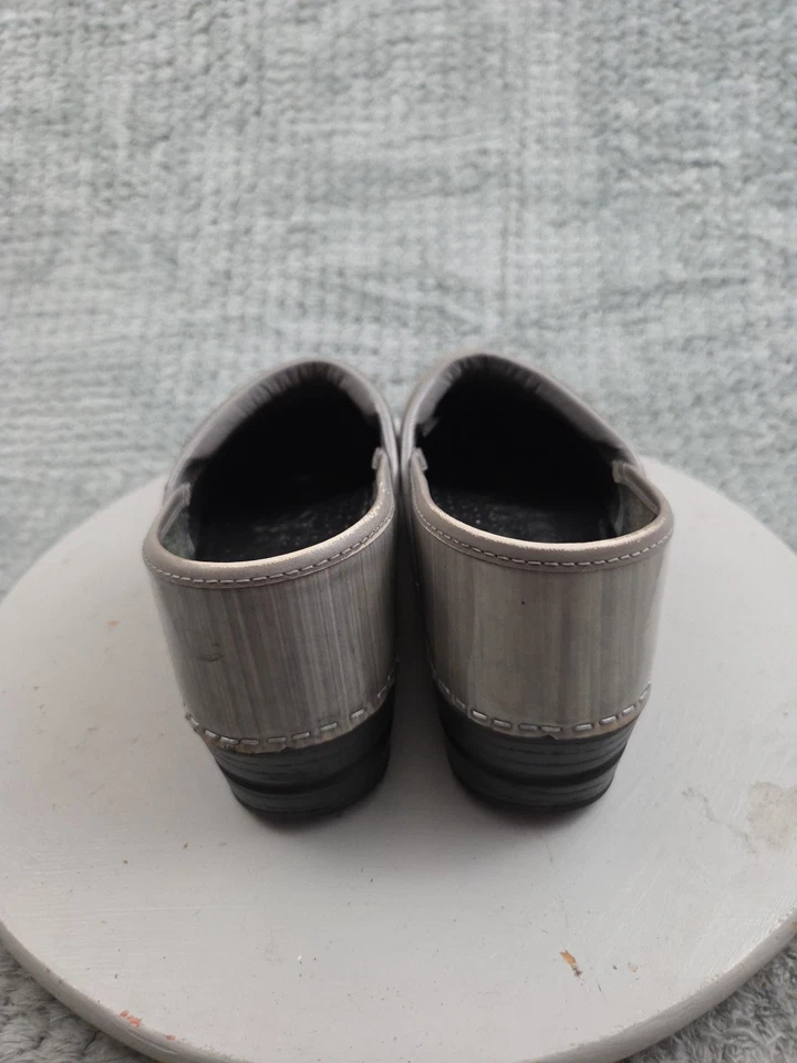 Женские сабо Sanita серые лакированная кожа размер 38/7,5 без шнуровки комфортная рабочая обувь - Изображение 3 из 4