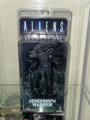 Neca Aliens Blue Xenomorph Warrior Action Figure