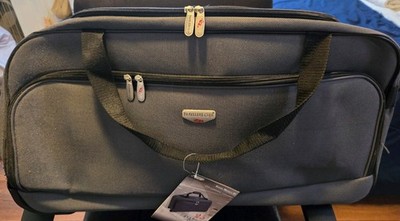 Brand New TRAVELERS CLUB SANTA MONICA II 25'' EVA ROLLING DUFFEL GRAY
