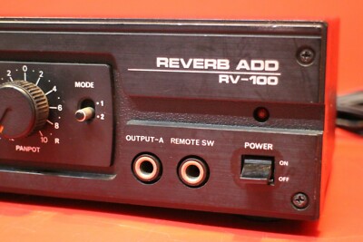 USED Roland RV-100 Spring Reverb Guitar Pedal Rack Unit U2819