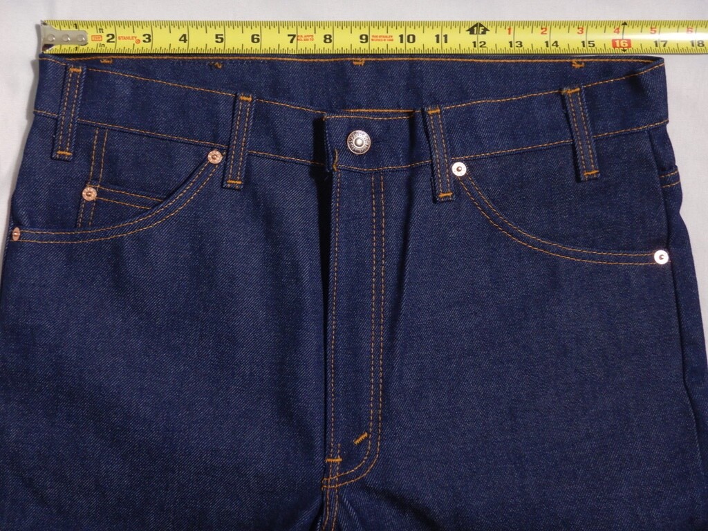 Vintage DEADSTOCK 1990s Levi's 517 Jeans MADE IN USA Tag Size 34 X