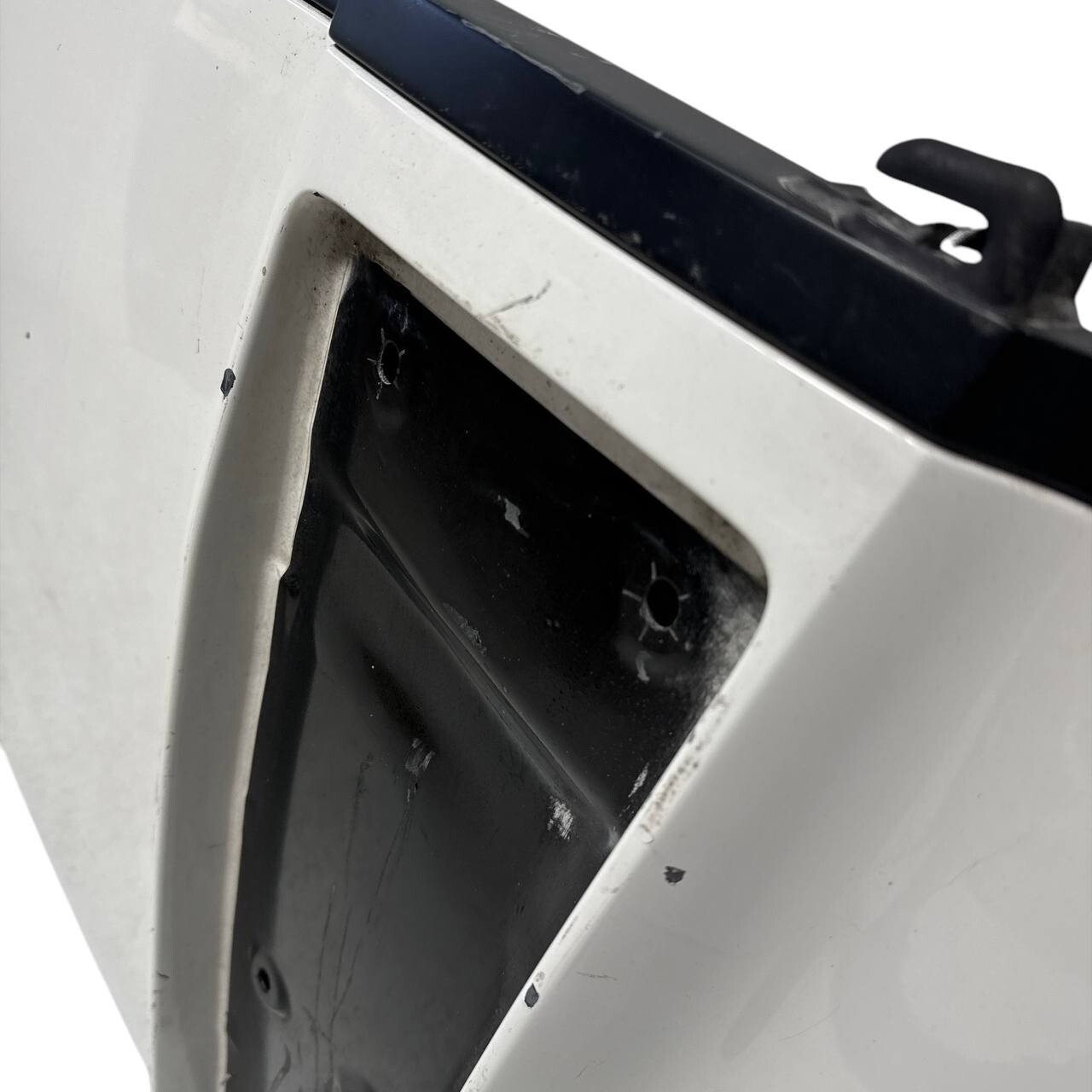 2008 2009 2010 2011 2012 2013-2015 AUDI R8 SPYDER REAR TRUNK ENGINE PANEL COVER