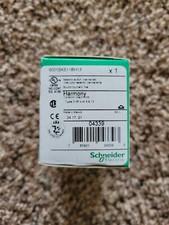 New In Box Schneider Electric 9001SKS11BH13 Selector Switch