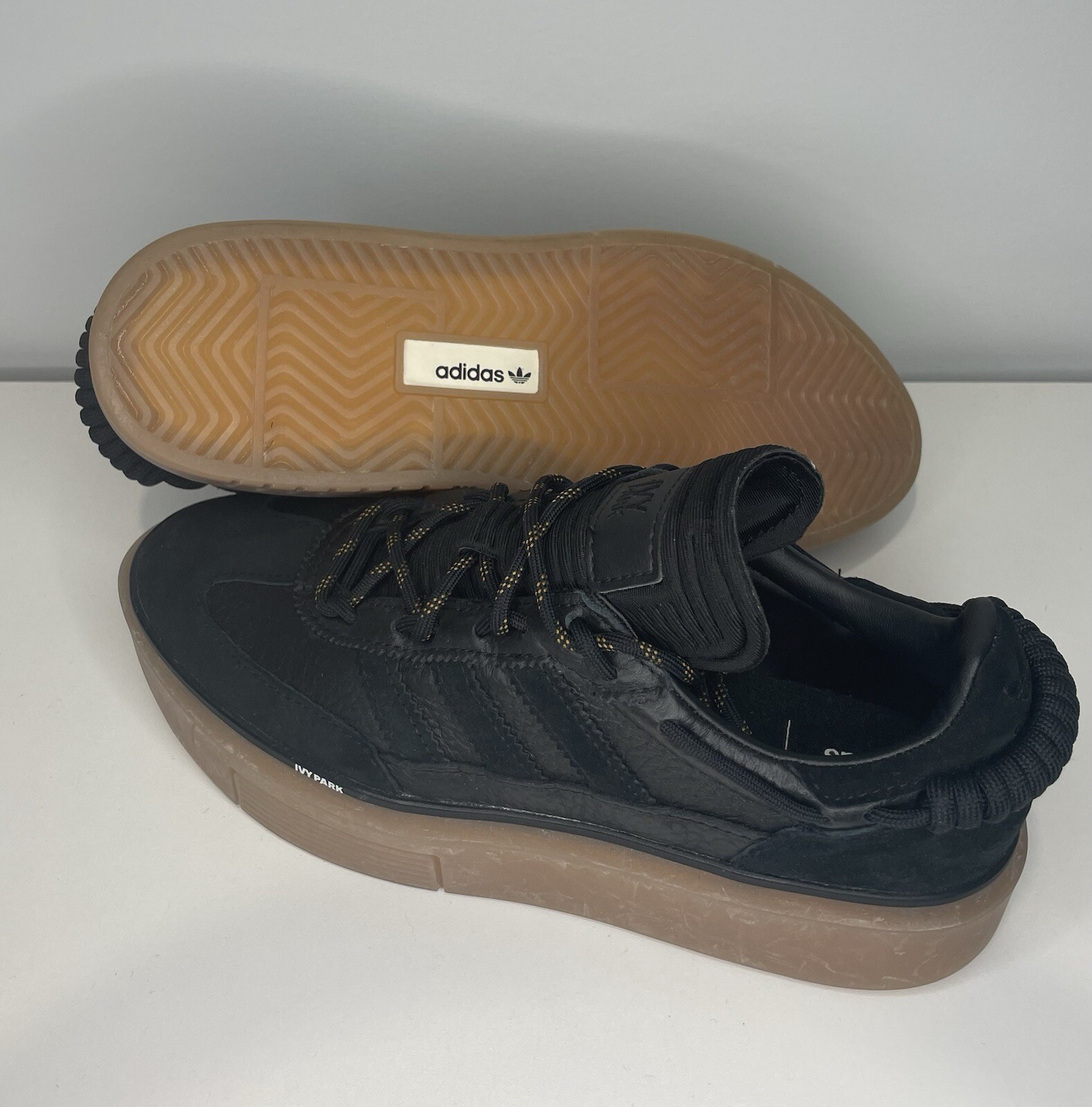 Seller photo, eBay
