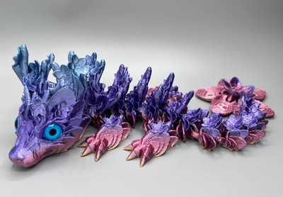 3D gedruckter, beweglicher Fantasy Drache, lila/blau, Kirschblütendrache 