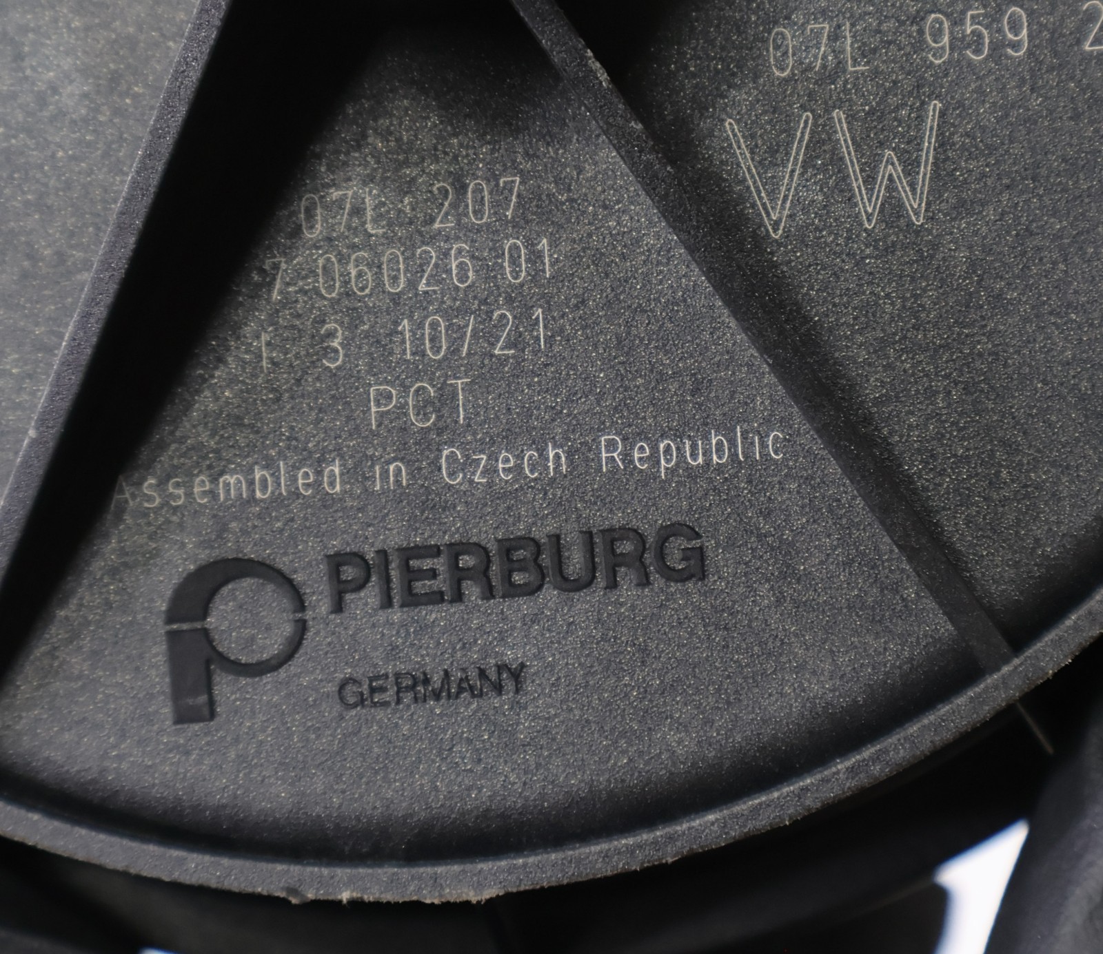 Audi R8 2017-2023 REAR+LEFT Secondary air pump P/N 14781