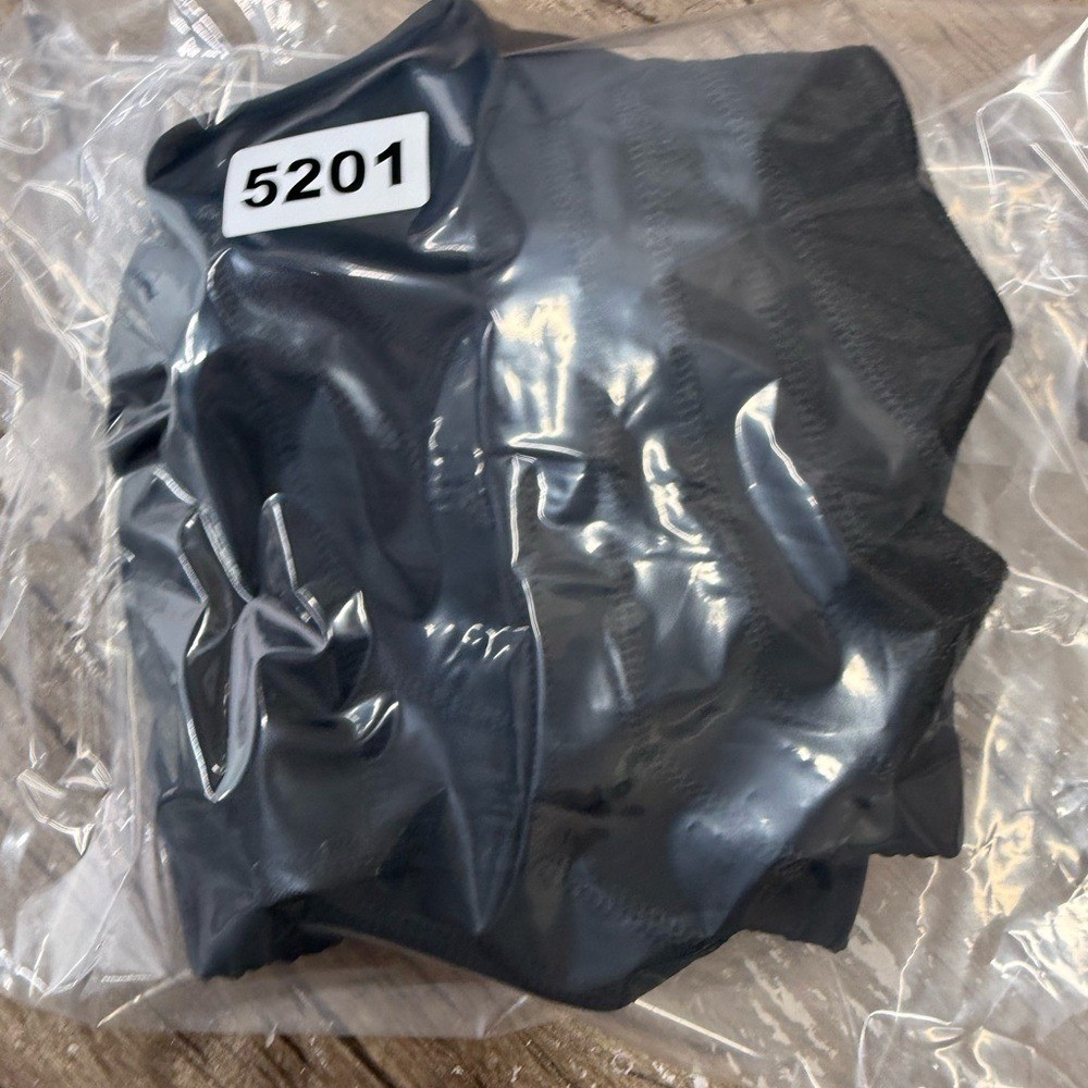 Intelliskin posture correcting pull over bra size… - image 3