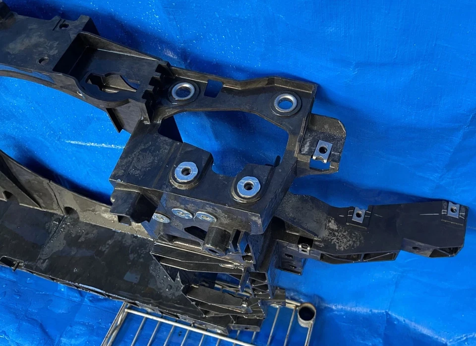 SOPORTE NÚCLEO RADIADOR INFINITI M37 M56 M35h Q70 Q70L 2011 - 2019 # ml3-rs423 Foto 2 de 4