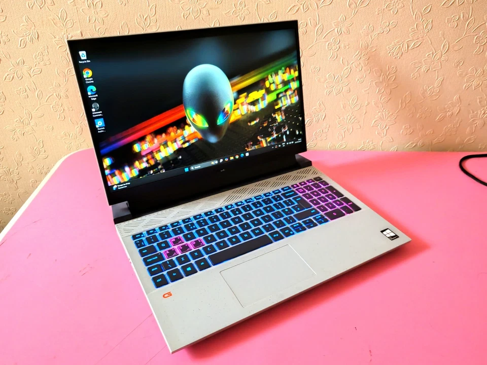 Dell Gaming Laptop 32GB RAM 2TB SSD NVIDIA GEFORCE RTX 3050 ( G15 Alienware ) - Image 3 of 4