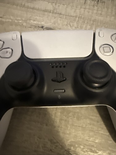 SONY PS5 DUALSENSE REMOTE CONTROLLER (FAULTY LEFT ANALOG STICK) - Picture 2 of 12