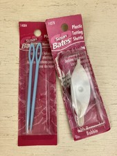 Susan Bates 2 3/4" Plastic Yarn Needles Plastic Tatting Shuttle