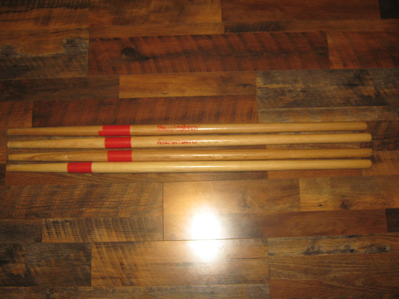 LOT OF 4 NEW 48" WOODEN SHOVEL/GARDEN TOOL HANDLE REPLACEMENTS