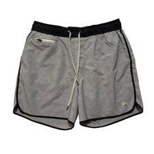 Vuori 5 Drawstring Performance Banks Athletic Shorts Men s L Gray