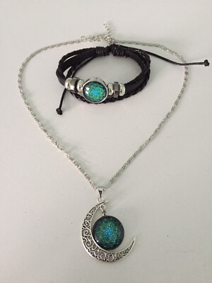 Collier Pendentif Vintage Demi-Lune Avec Fleur De Vie En Acier - 60 Cm Neuf