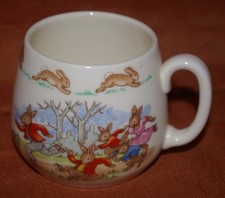 ROYAL DOULTON BUNNYKINS CUP FAMILY SKATING PARTY ROUND BASE UNUSED ALBION SHAPE
