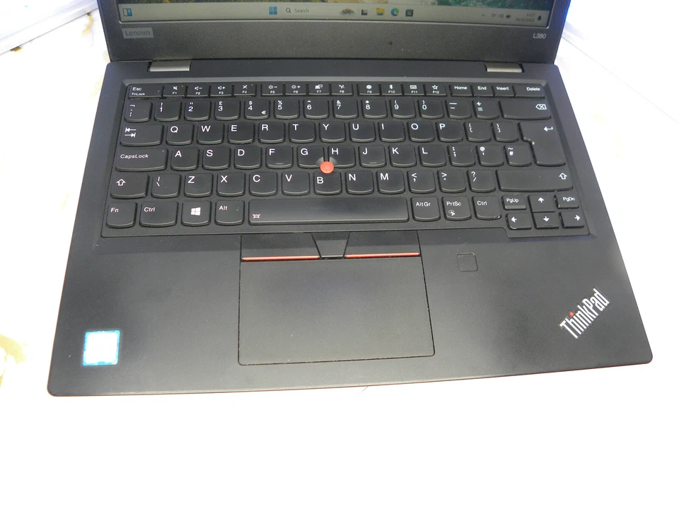 Lenovo ThinkPad L380 13.3" Core i5 8th Gen 8GB RAM 256GB SSD LAPTOP #T2A - Image 3 of 4