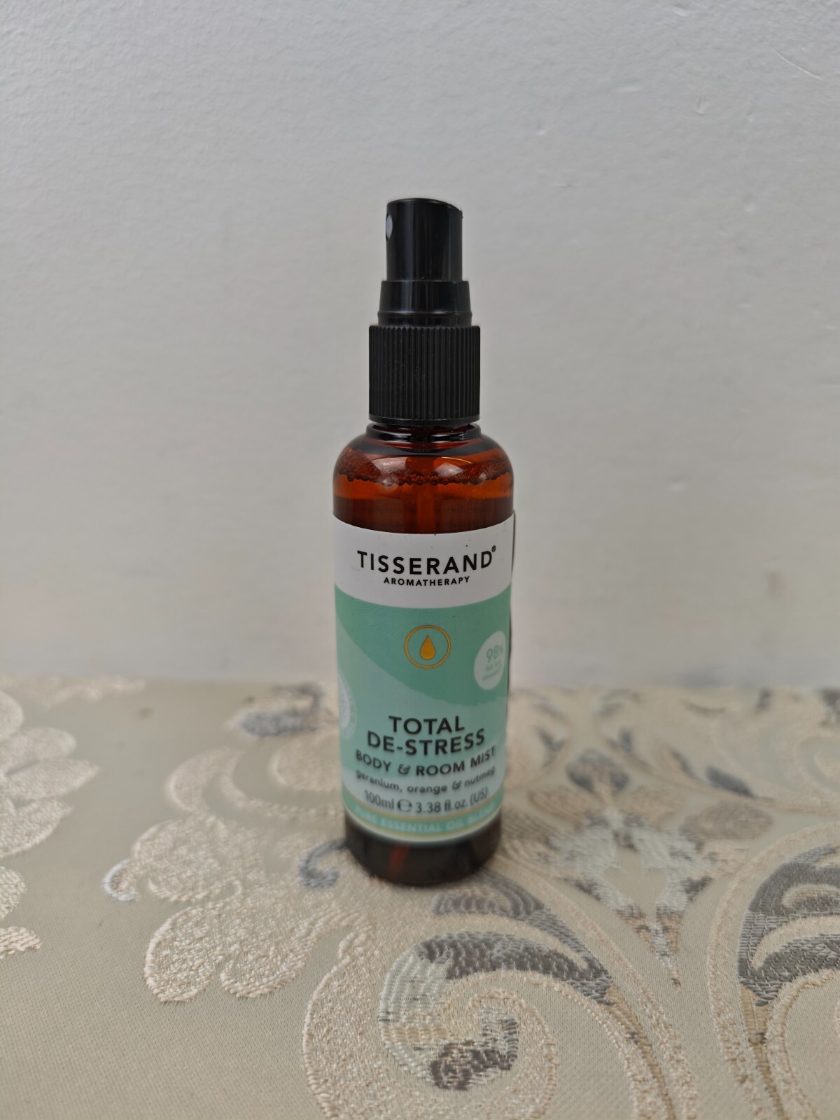 Tisserand Aromatherapy - Total De-Stress - MoodFix Mist - Orange (NO CAP)