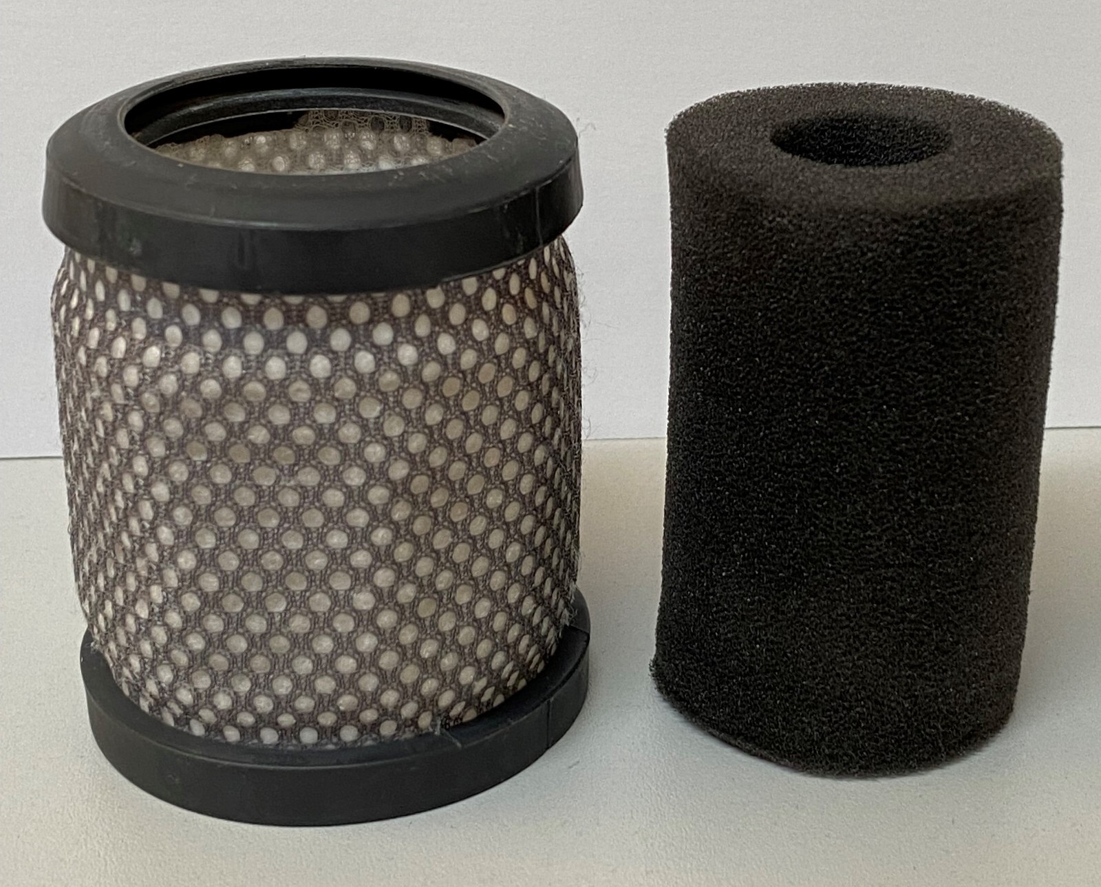 HOOVER T116 Vacuum Cleaner Exhaust Filter Post Motor H-Free 100 HF122GH
