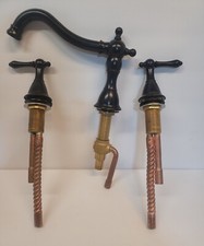 ULTRA FAUCETS UF45215 OIL RUBBED BRONZE TWO HANDLE LAVATORY FAUCET S4