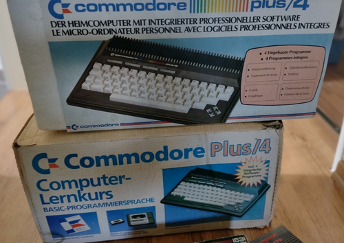 Commodore Plus/4 Plus4Set 🎮 Datasette 1531 • Joystick 1341 • Original Box - Photo 3/22