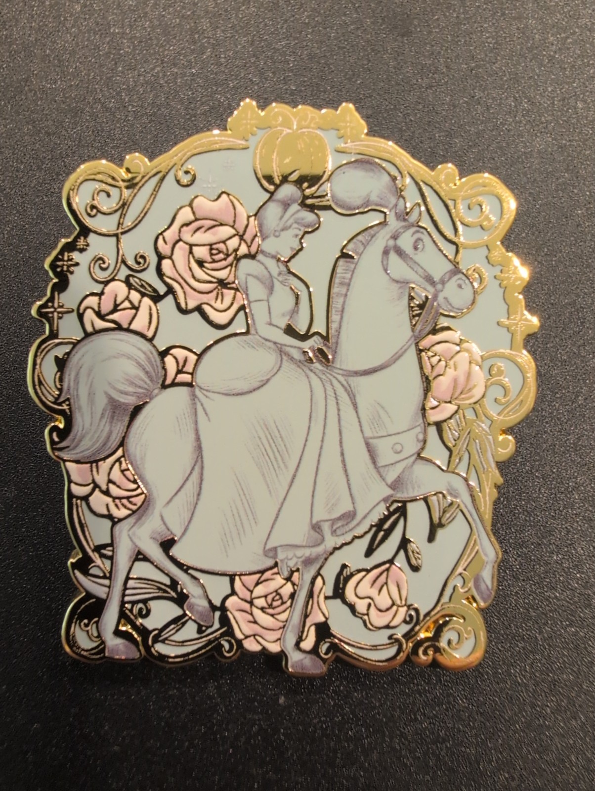 BoxLunch Disney Princess Horses Horse Mystery Pin Cinderella & Carriage H3