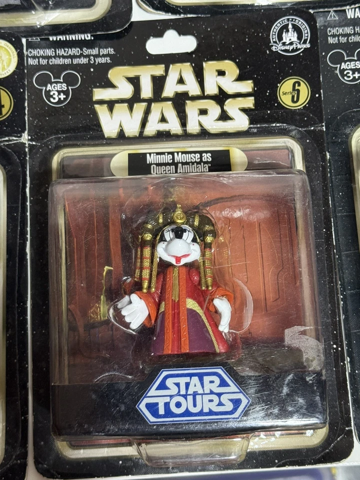 Lote de figuras de acción Disney Star Tours Star Wars Minnie y Stitch como Yoda  Foto 3 de 4