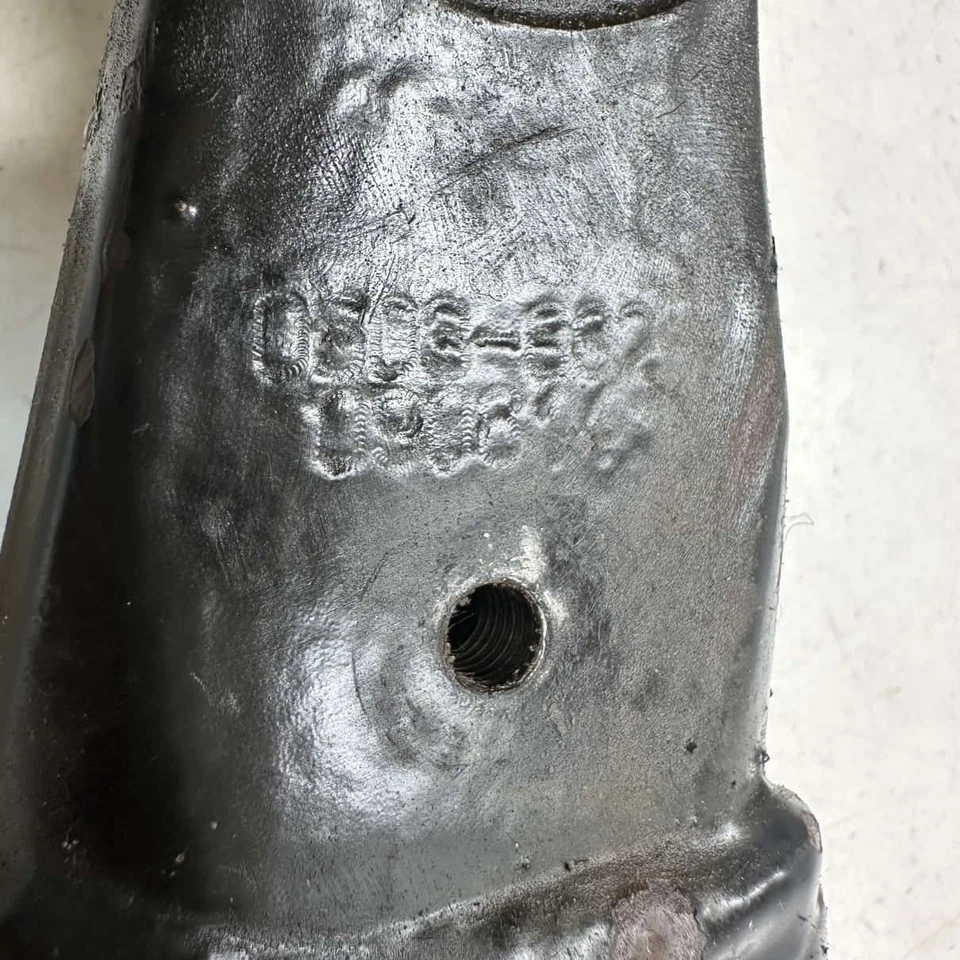 A-Arm, передний верхний, левый, черный - 2018 Arctic Cat Wildcat Sport 700 - Изображение 2 из 4