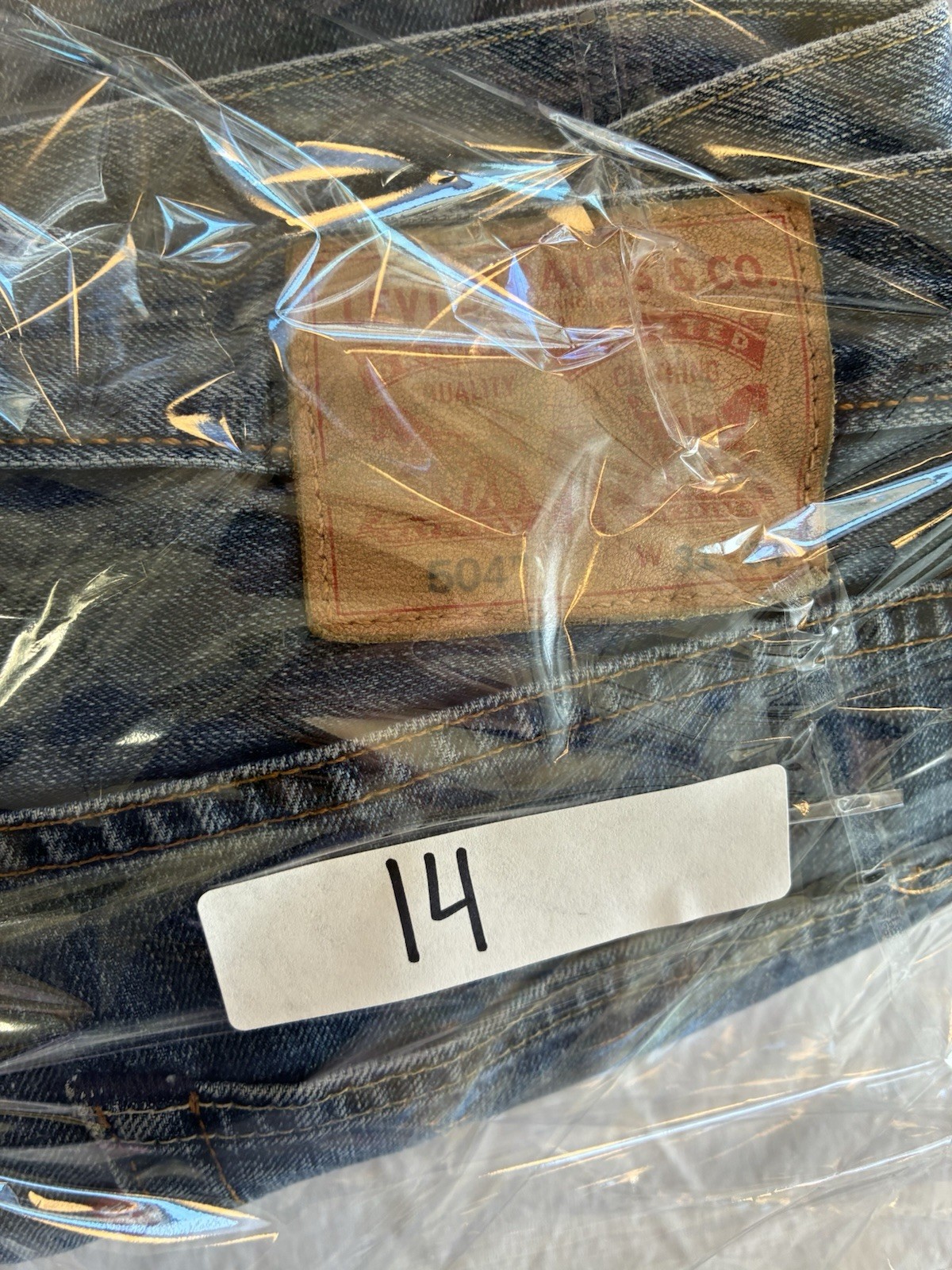 Levi Strauss 504 Blue Jeans 31x34 thumbnail 8